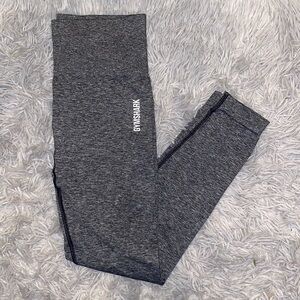 GYMSHARK LEGGINGS-SIZE M